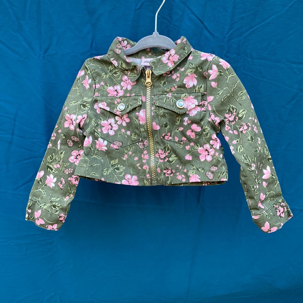 Little Lass cropped green denim jacket with pink floral pattern size 2T